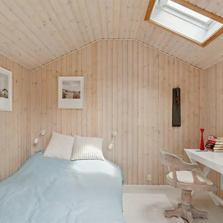 Prázdninový dům Tekla - From The Sea By Interhome *